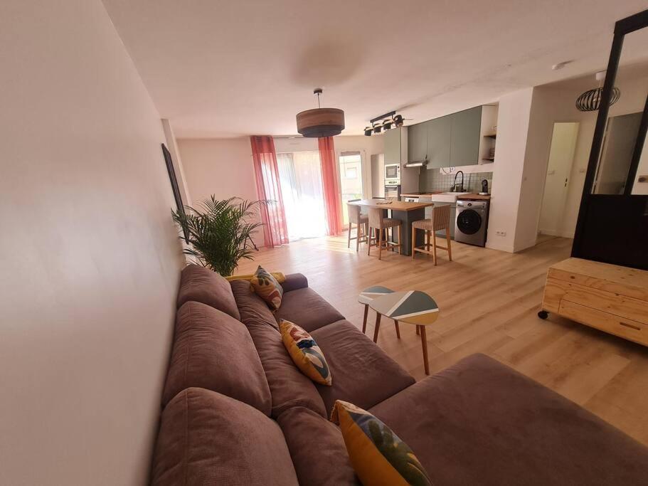 Montpellier, Apt 53M², Exterieur, Parking Sous-Sol Esterno foto